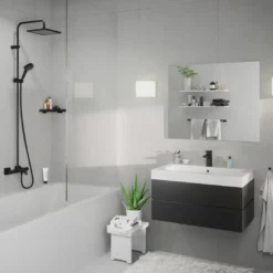 Hansgrohe Vernis Shape 240 regendoucheset met badkraan