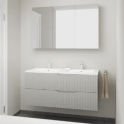 Linie Ribbo badkamermeubel met Vano wastafel en spiegelkast