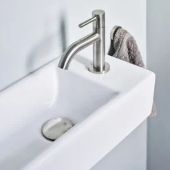 Luca Varess Cubic fontein set