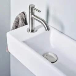 Luca Varess Cubic fonteintje