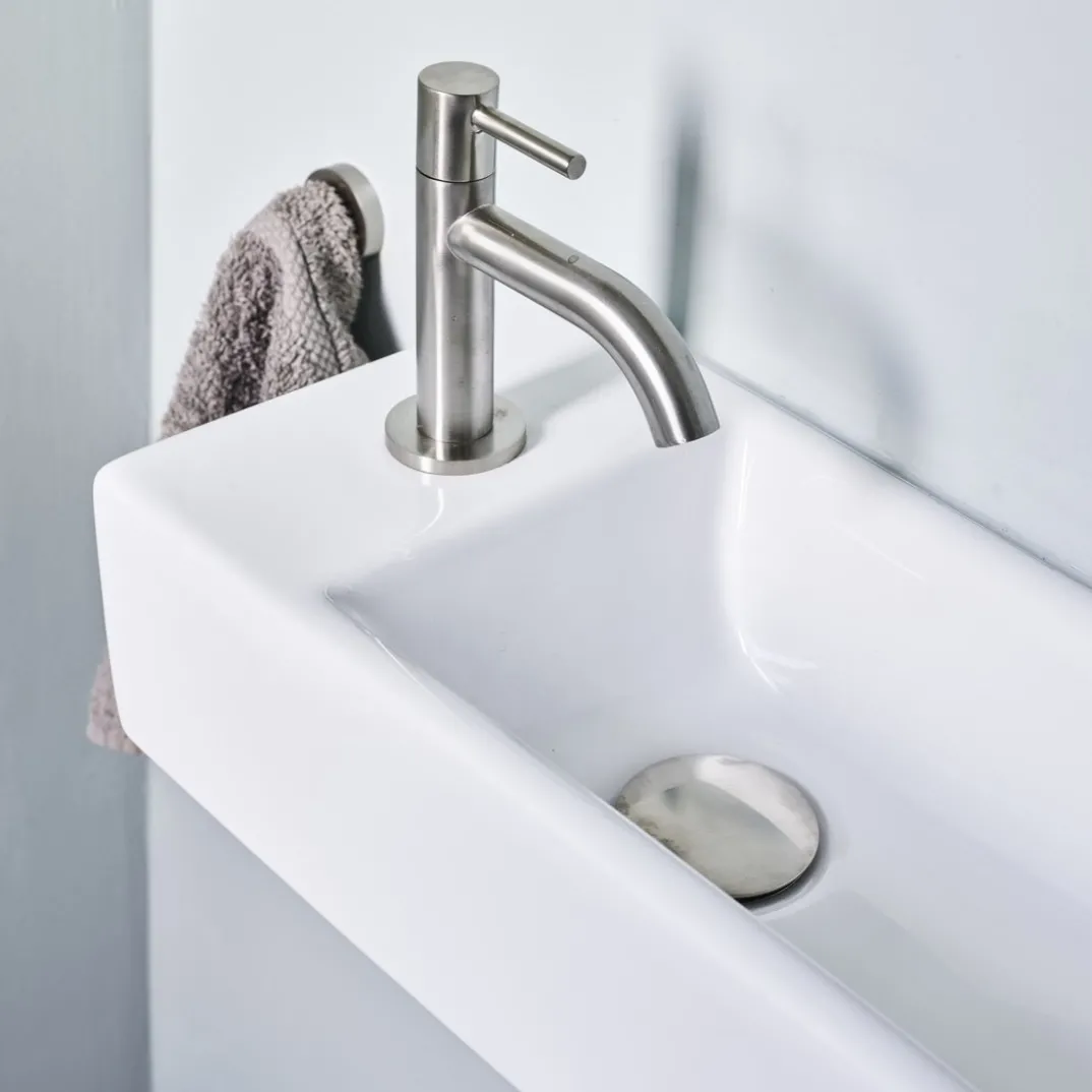 Luca Varess Cubic fonteintje