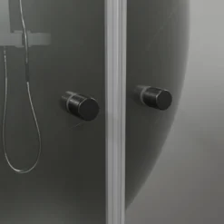 Luca Varess Kuresa douche pendeldeur