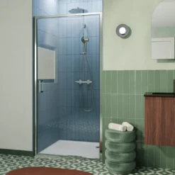 Luca Varess Vidor In douche draaideur